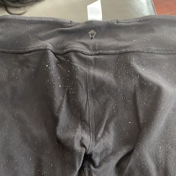 Ivivva black crop leggings size 12 - Picture 2 of 3